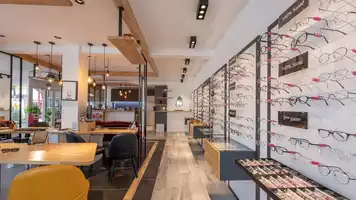 Profession opticienbiscarrosse 2